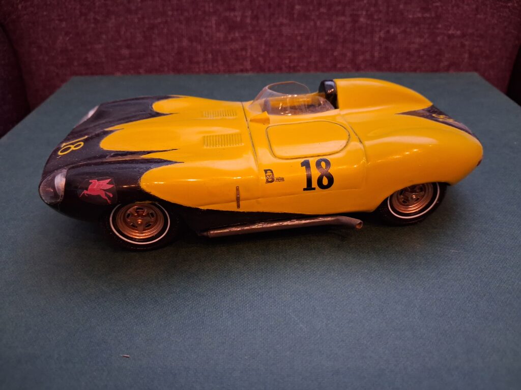 16-Jaguar-D-type.-Betta-Bodies-Pomona-October-1958-1024x768