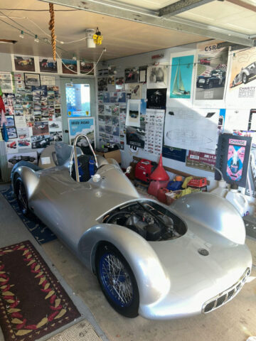 AVIA-Streamline_Mark_Sange_garage