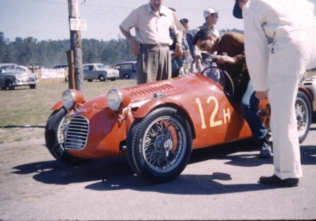 Guiar Pete Lovely 12h 1953