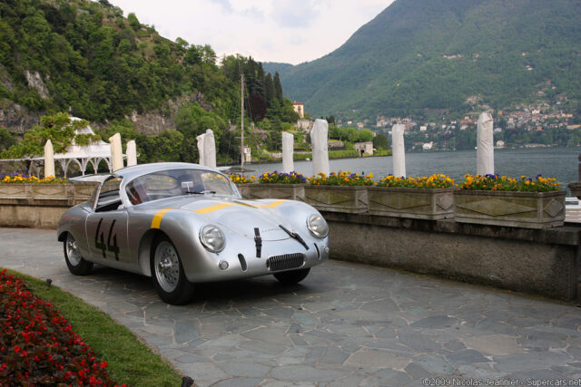 Porsche_Glöckler_lake