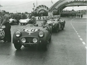 Triumph_TR2_David_Nelson_le_mans